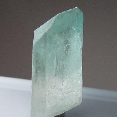 Teminated Spodumene Kunzite Hiddenite Crystal 90 ct  Litnon.com
