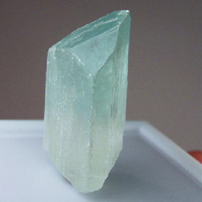 Teminated Spodumene Kunzite Hiddenite Crystal 90 ct  Litnon.com