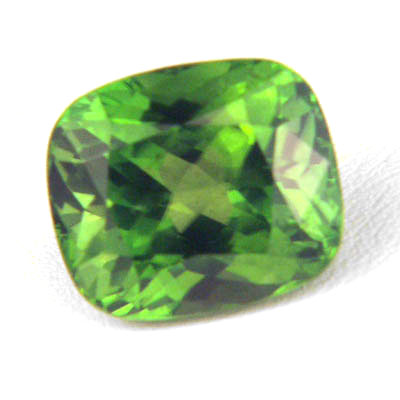 HUGE Top Gem South East Asia Peridot 11.88 carat Litnon.com