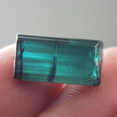 Color Blue Tourmaline Facet Rough Afghanistan 16.11 ct  Litnon.com