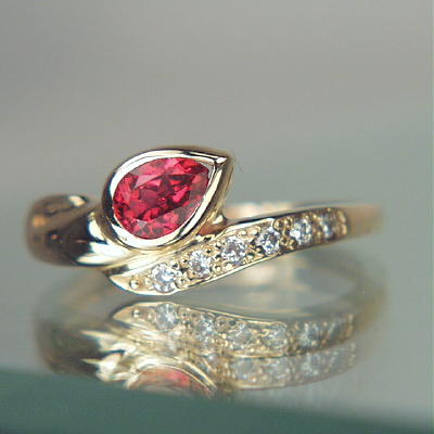 Fine Color Rubelite Tourmaline Diamond 14 kt Ring  Litnon.com