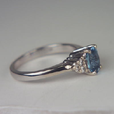 Rich Blue Aquamarine Diamond 14 kt Ring  Litnon.com