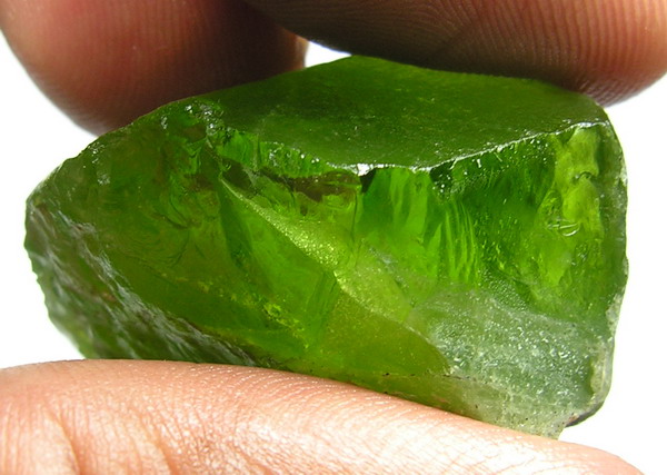 World Class Pakistan Peridot Facet Rough 159.54 ct  Litnon.com