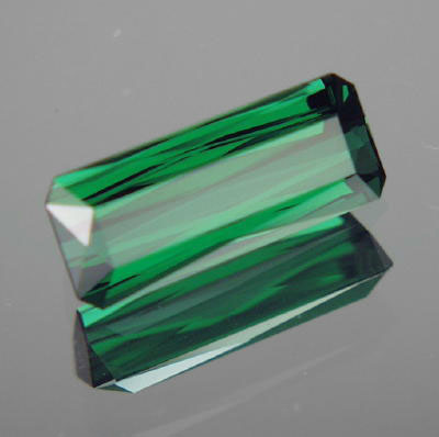 Color Scissors Cut Green Tourmaline Namibia 7.87ct  Litnon.com