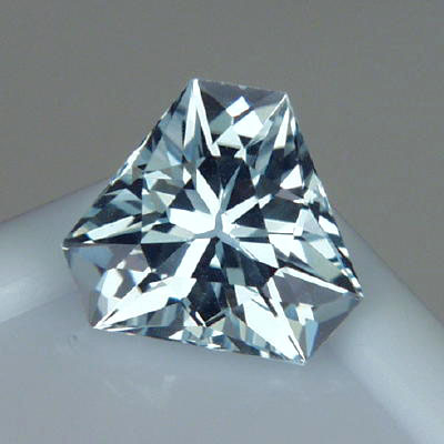 Top Cut Natural color Blue Topaz 4.75 ct  Litnon.com