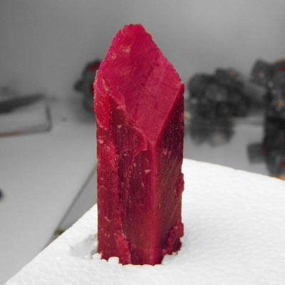 Huge Museum Ruby Crystal 315 ct Litnon.com
