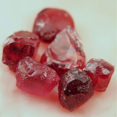 Quality Rhodolite Garnet Facet Rough Tanzania 32.6  Litnon.com