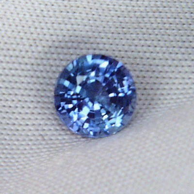 Bright and Pretty Fine Color Ceylon Blue Sapphire  Litnon.com
