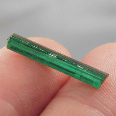Super Color Green Tourmaline Crystal Namibia  Litnon.com