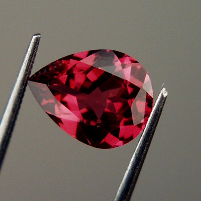 Red - Pink Orissa Rhodolite Garnet 1.87 ct  Litnon.com