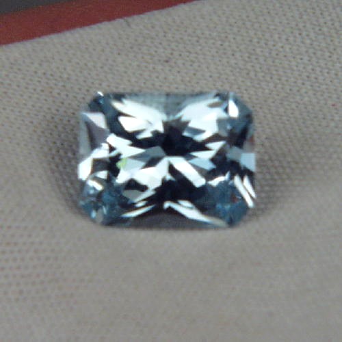 NR Top Cut Natural Color Blue Topaz 2.38 ct  Litnon.com