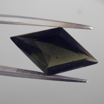 Rare Radioactive Ekanite 9.11 cts  Litnon.com