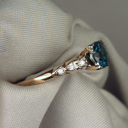 NR Vintage 14 kt Indicolite Blue Tourmaline Ring  Litnon.com