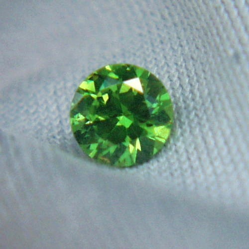  Top Gem Old Mine Russian Demantoid Garnet  Litnon.com