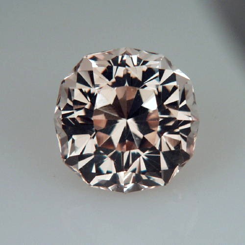 Quality Top Cut Russian Precious Topaz 16.25 ct  Litnon.com