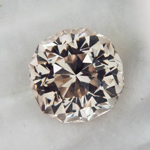 Quality Top Cut Russian Precious Topaz 16.25 ct  Litnon.com