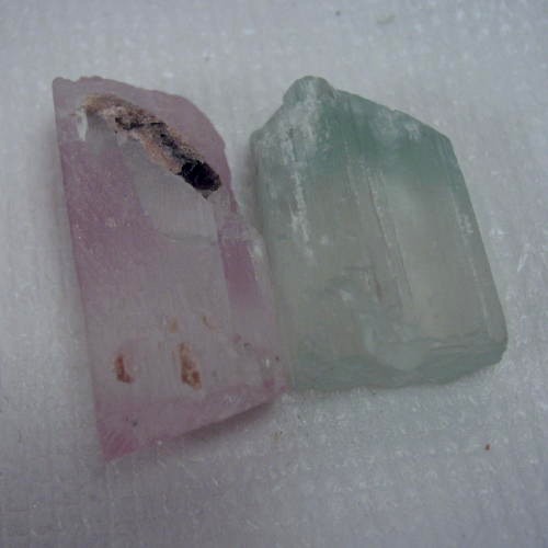 Spodumene Kunzite Specimen Crystals 325 ct  Litnon.com