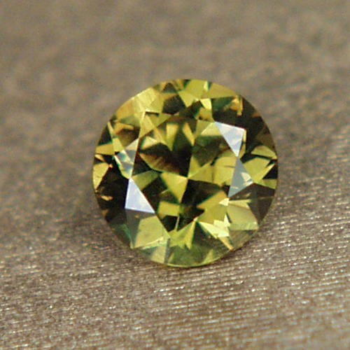 Brilliant Quality Color Change Russian Demantoid Garnet Litnon.com