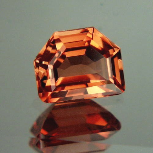RARE Fine Gem Russian Imperial Topaz 5.38 carats Litnon.com