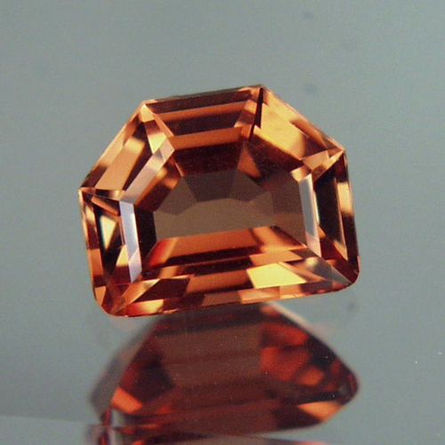 RARE Fine Gem Russian Imperial Topaz 5.38 carats Litnon.com