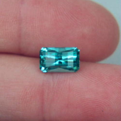  Neon Blue Color Top Cut Oyo Tourmaline 3.27 ct  Litnon.com