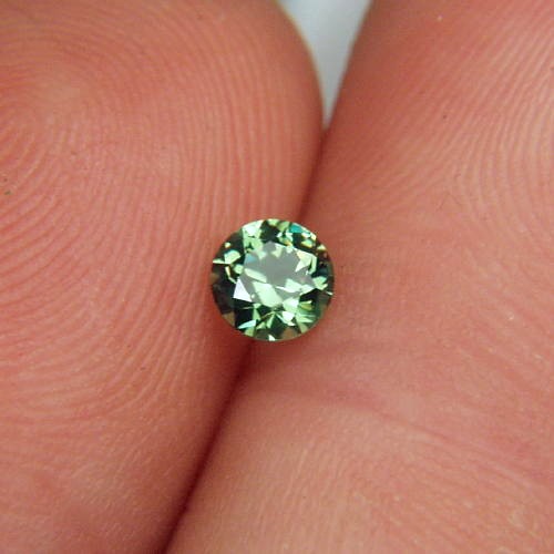 NR$ Top Gem Old Mine Russian Demantoid Garnet  Litnon.com