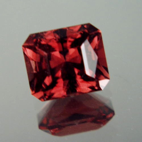 Top USA Cut Cranberry Red Tourmaline Nigeria 9.10ct  Litnon.com
