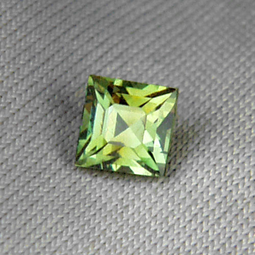 Rare Old Mine Russian Demantoid Garnet  Litnon.com