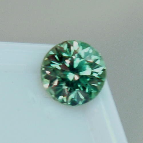 USA Diamond Cut Fine Green Demantoid Garnet Namibia  Litnon.com