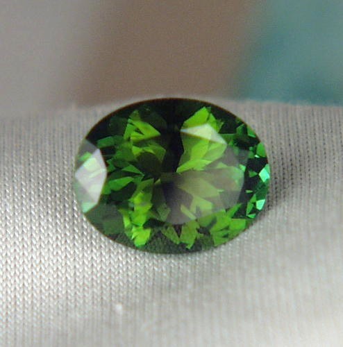 Top Cut Forest Green Tourmaline Afghanistan  Litnon.com
