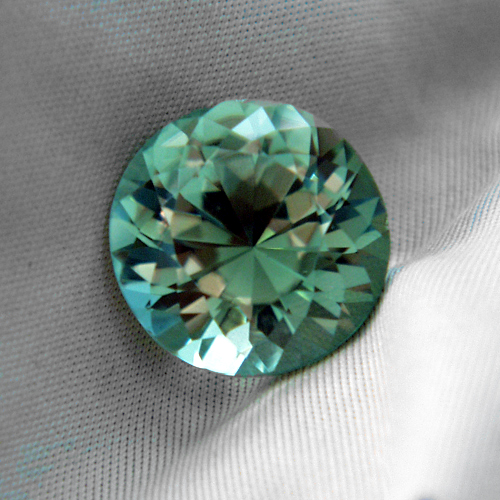 Bi-Color? Color Change? One of a Kind Tourmaline 13.01 cts. Litnon.com