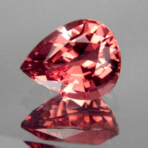 Big and Clean Red - Pink African Tourmaline 9.35 ct  Litnon.com