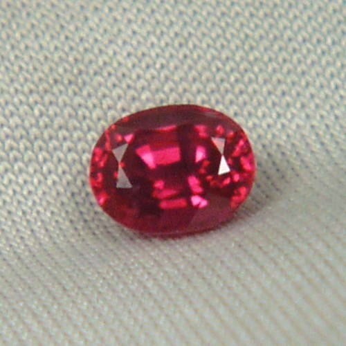 Rare Beautiful Color Natural Ceylon Ruby  Litnon.com