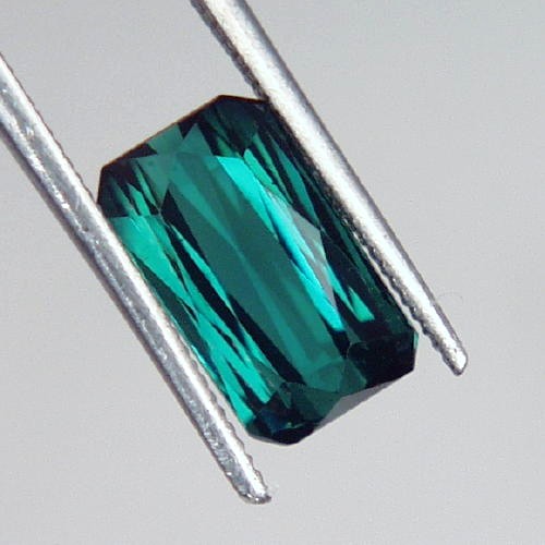 Color Blue Green Tourmaline Afghanistan  Litnon.com