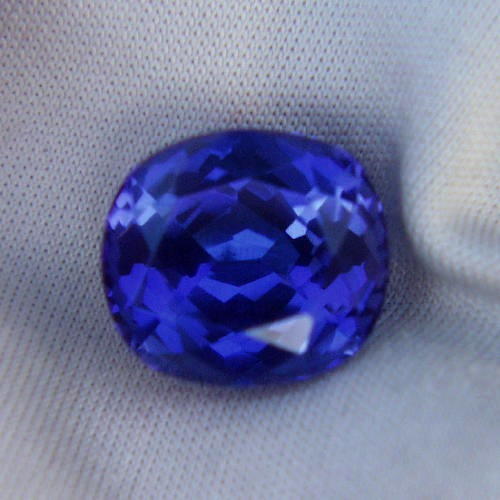 Color and Quality Cushion Cut Blue Tanzanite 7.01ct  Litnon.com