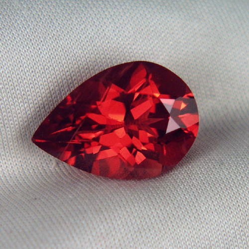 $NR$ Big and Bright Gem Red Orange Andesine 6.40 ct  Litnon.com