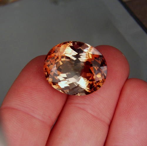 Bi-Color Huge Precious Topaz Pakistan 36.54 ct  Litnon.com