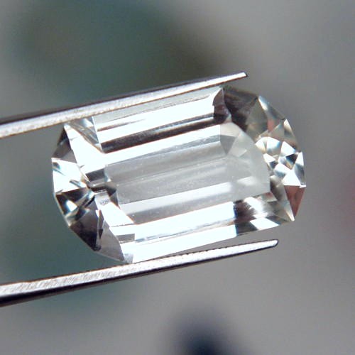 Top Cut White Triphane Spodumene Kunzite 12.68 ct  Litnon.com