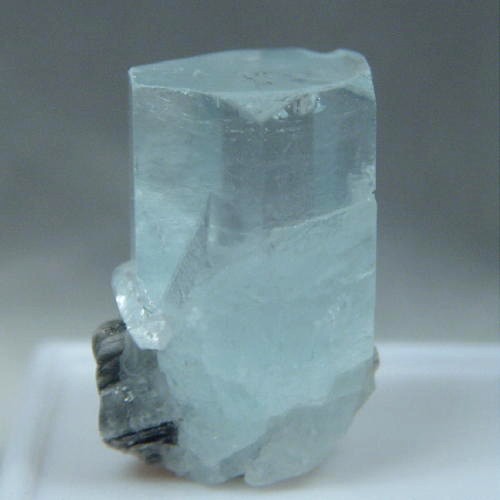 Terminated Aquamarine Beryl Crystal Specimen Pakistan  Litnon.com