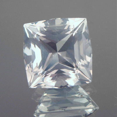 Competition Quality Cutting Natural Quartz 11.79 ct  Litnon.com