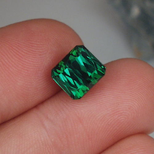 Fine Color and Bright Oro Tourmaline Nigeria 6.10ct  Litnon.com