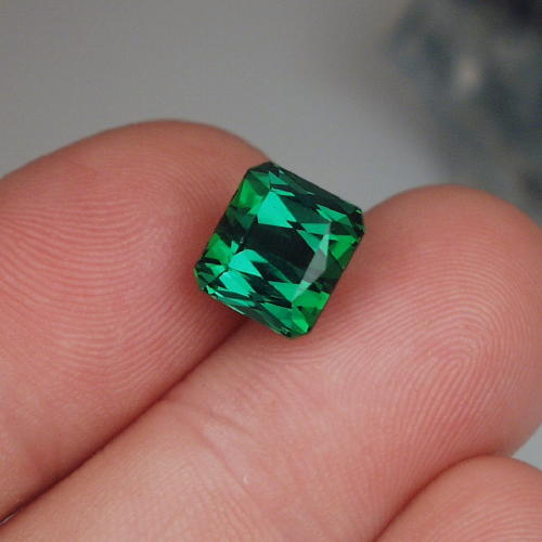 Fine Color and Bright Oro Tourmaline Nigeria 6.10ct  Litnon.com