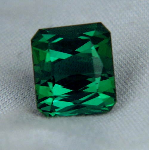 Fine Color and Bright Oro Tourmaline Nigeria 6.10ct  Litnon.com