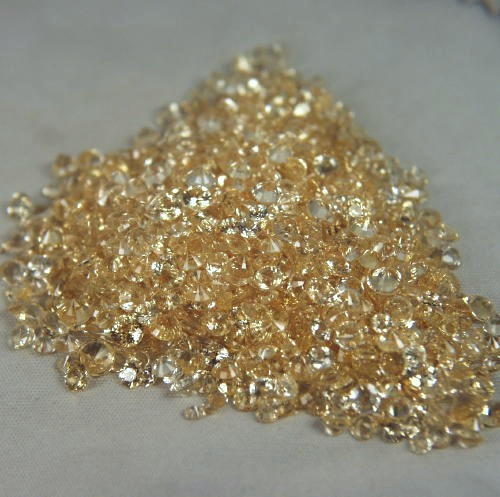 Bright Pretty and Clean Yellow Sapphires $35.00 per Carat Litnon.com