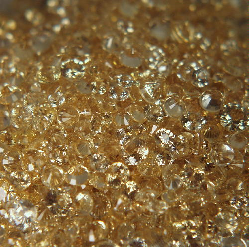 Bright Pretty and Clean Yellow Sapphires $35.00 per Carat Litnon.com
