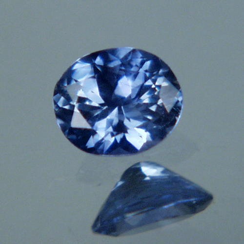 Bright and Blue Natural Ceylon Sapphire 1.14  Litnon.com