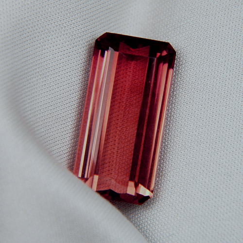 Big and Clean Red - Pink Brazil Tourmaline 12.28 ct  Litnon.com