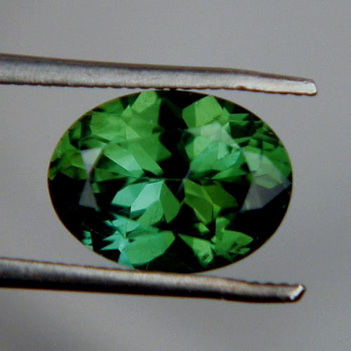 Fine Color Rich Green Tourmaline Afghanistan  Litnon.com
