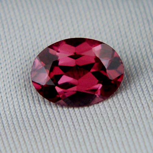 Color Shift Pink to Purple Orissa Rhodolite Garnet  Litnon.com