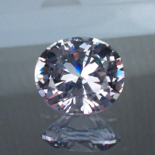 Rare Big and Brillliant White South East Asia Spinel 4.68 ct  Litnon.com